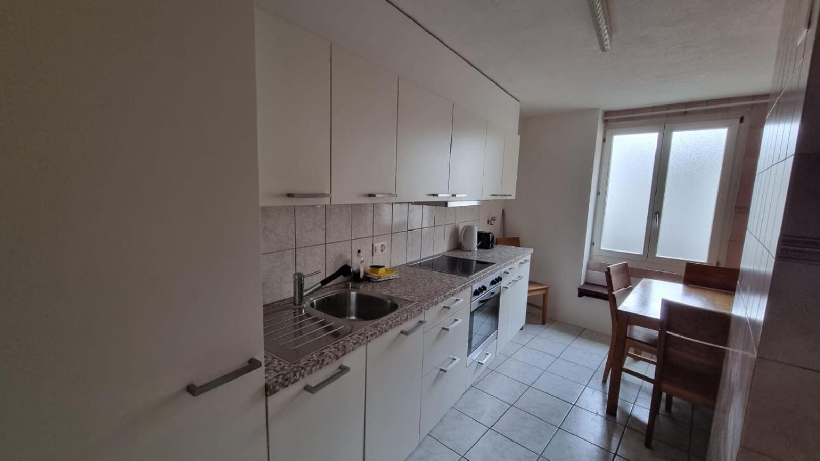 Appartamento Cosy Studio 5 Mins Walking From Interlaken West Esterno foto
